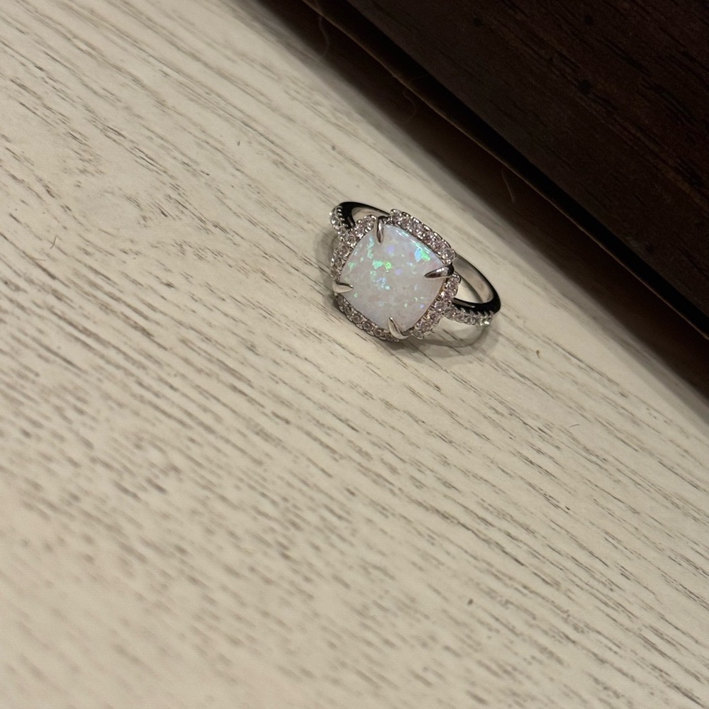 STERLING SILVER OPAL RING - Picture 7 of 10